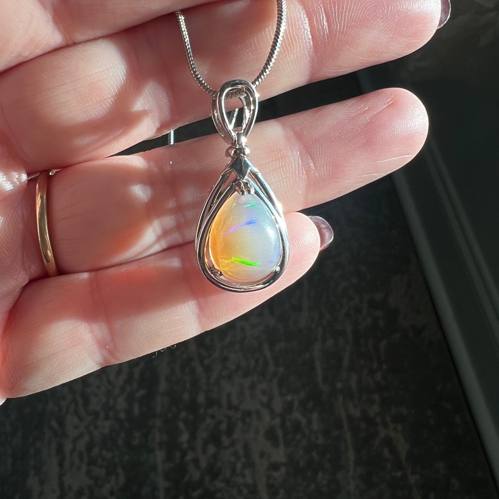 Elegant Silver Opal Pendant Necklace